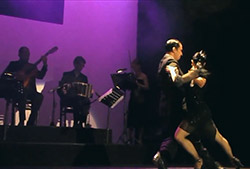 Cena y Show de Tango en Homero Manzi
