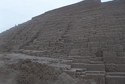 Huaca pucllana