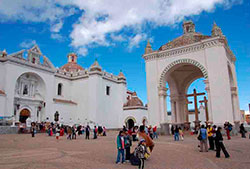 Iglesia de la Virgen de Copacabana